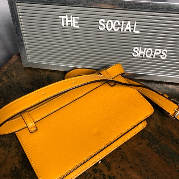 DKNY Elissa Leather Belt Bag Yellow/Marigold NWOT - Picture 4 of 11